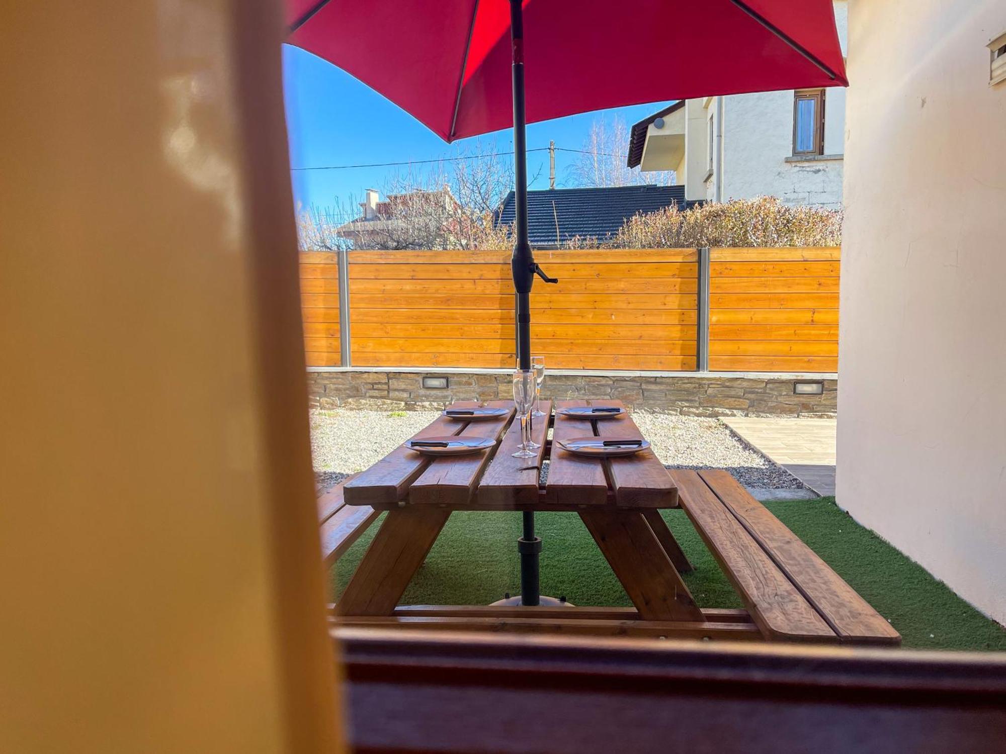 Bonita Casa. Gran Jardin. Con Wifi. Villa Bourg-Madame Kültér fotó