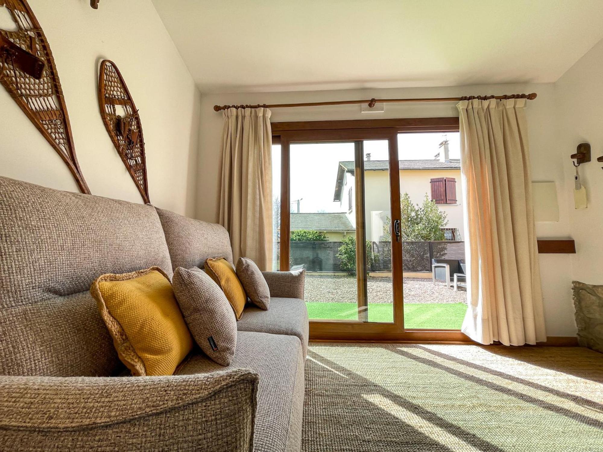 Bonita Casa. Gran Jardin. Con Wifi. Villa Bourg-Madame Kültér fotó